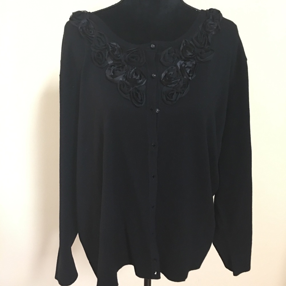 Christina Woman  Black Sweater
